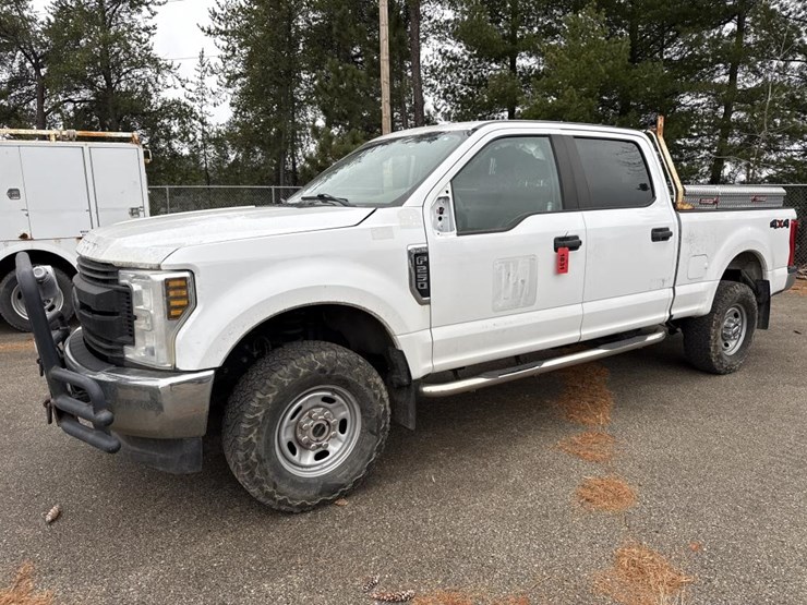 2018-ford-f250-image-1
