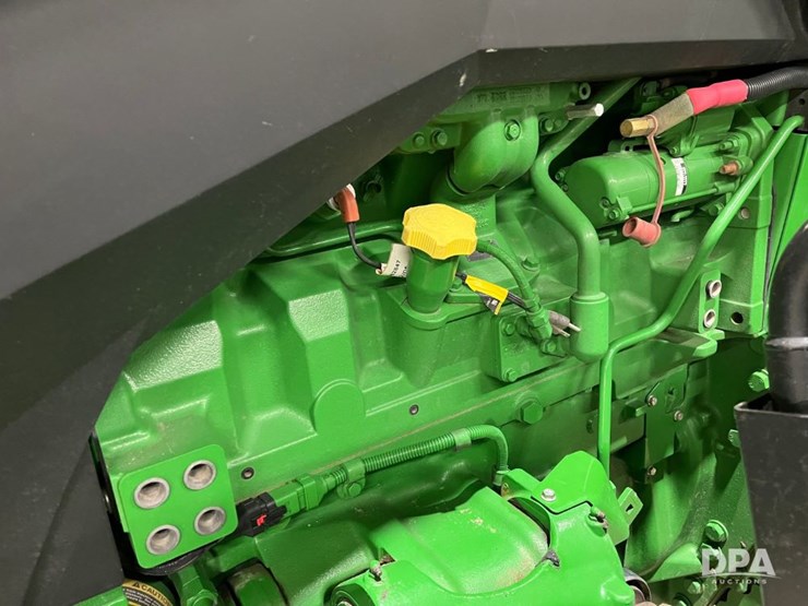 john-deere-8r-340-image-45