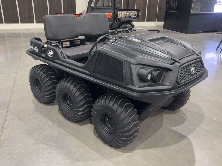 2020-argo-600-frontier-amphibious-6-wheeler-image-2