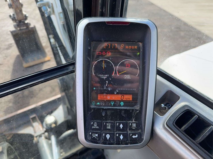 2016-bobcat-e85-image-65