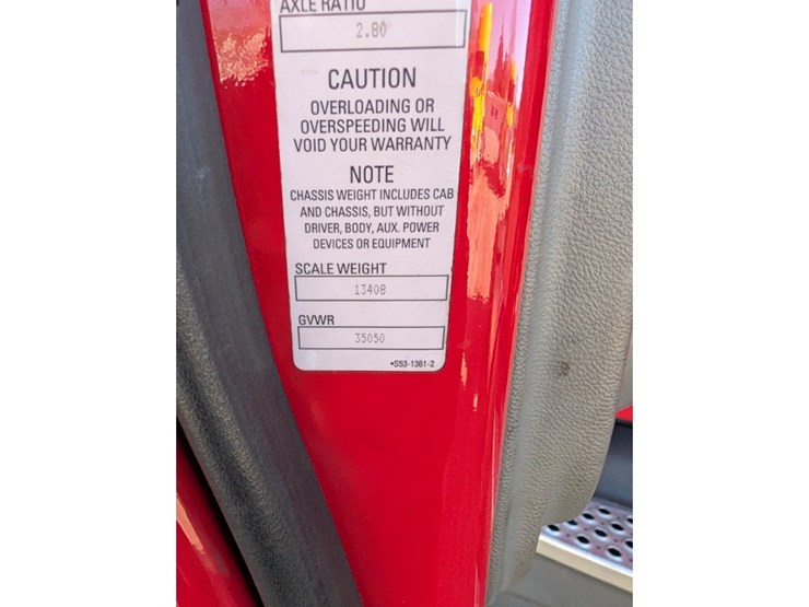 2019-kenworth-t680-image-25