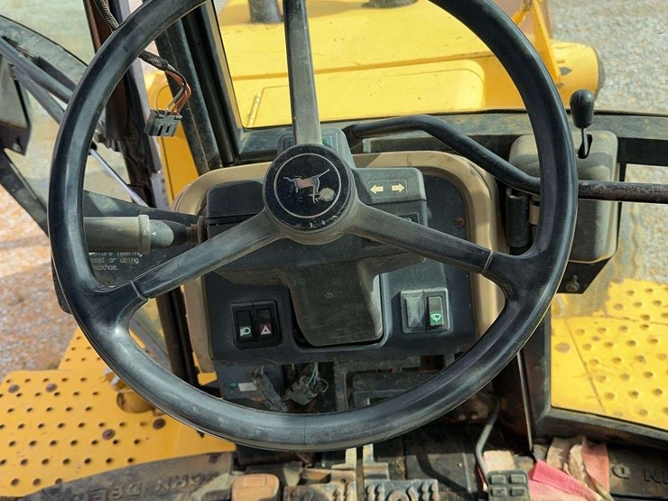 john-deere-710-image-15