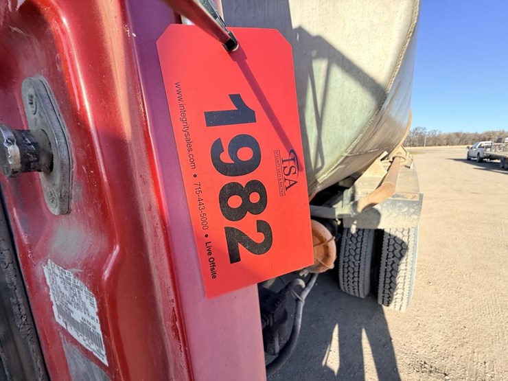 ford-ltl9000-image-67