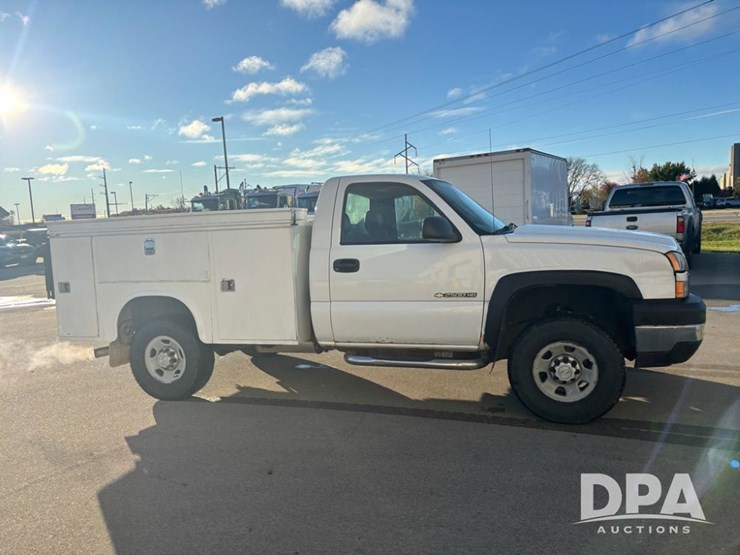 chevrolet-2500hd-image-14