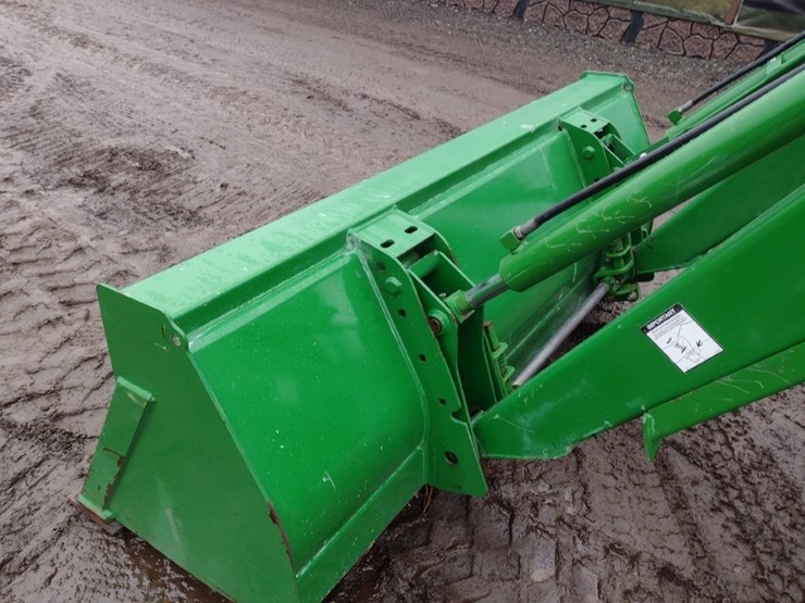 john-deere-6215-image-17