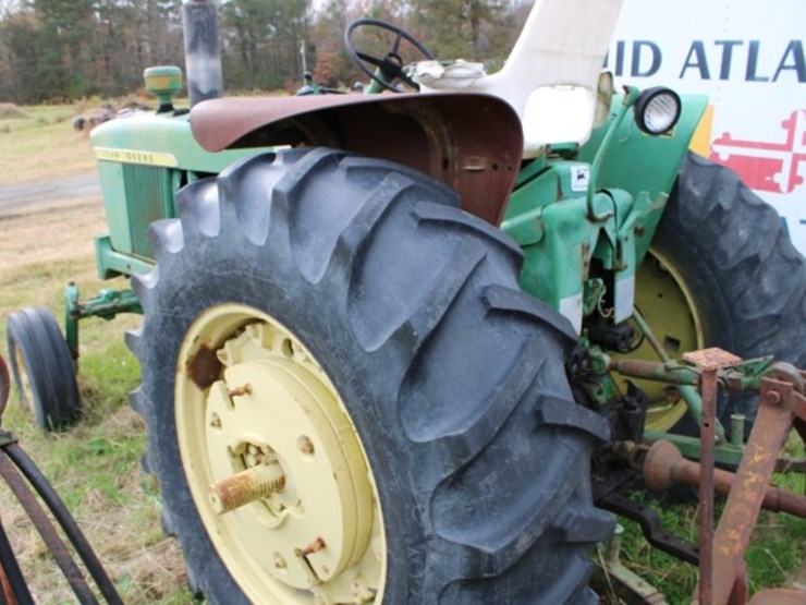 john-deere-3020-image-7