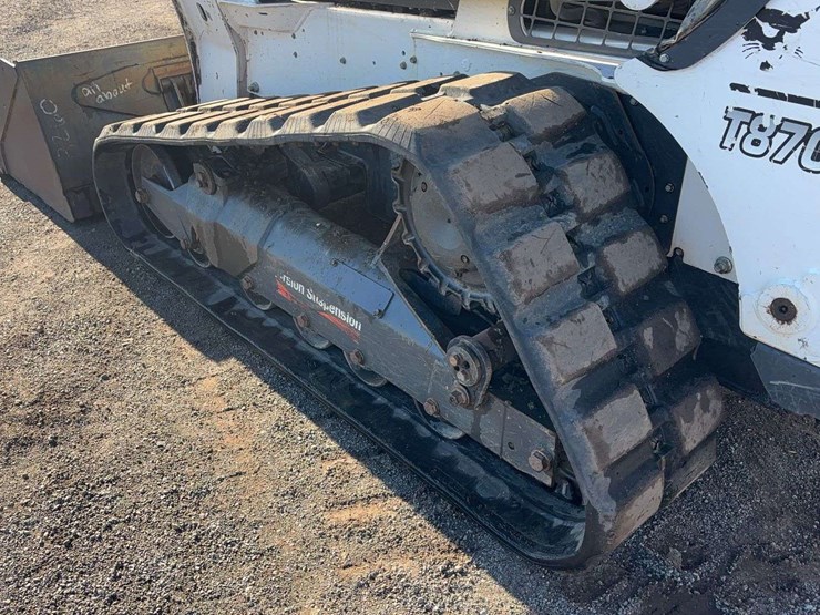 2021-bobcat-t870-image-6
