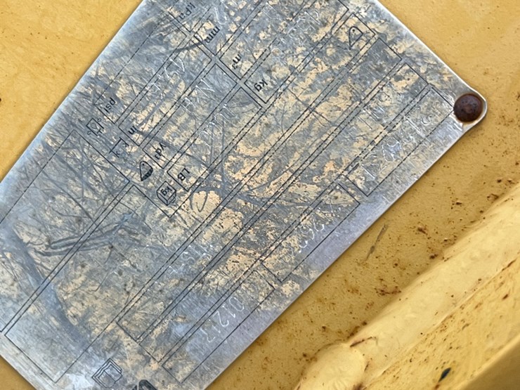 caterpillar-120m-image-4