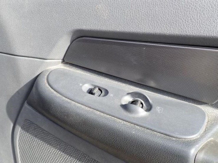 dodge-ram-3500-image-39