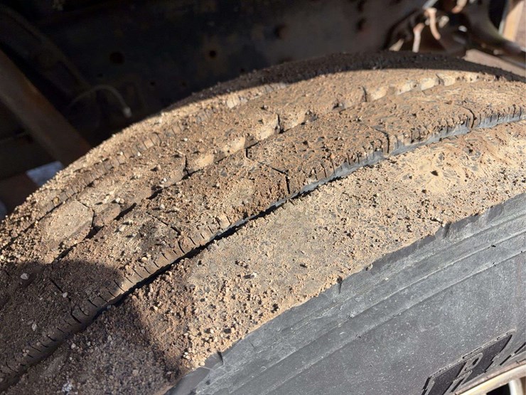 1998-ford-f800-image-12