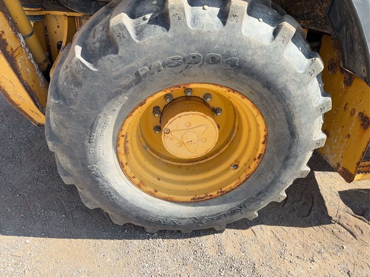 2012-deere-310k-image-10