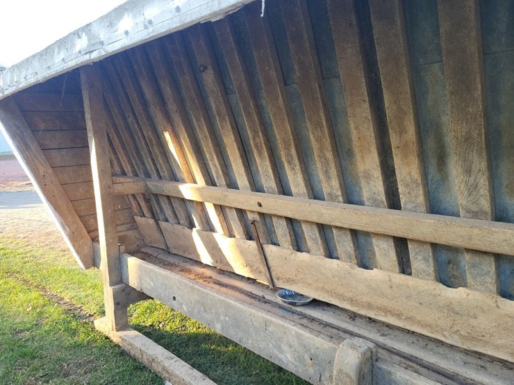 wood-cattle-feeder-w/skids-image-22