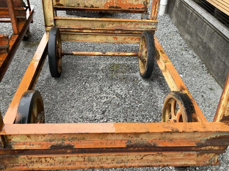 #568-•-lumber-carts-image-5