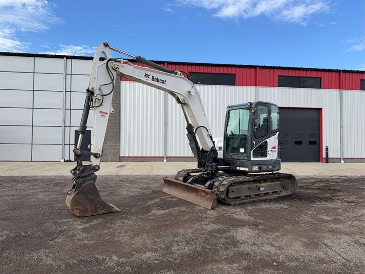 2016-bobcat-e85-image-1