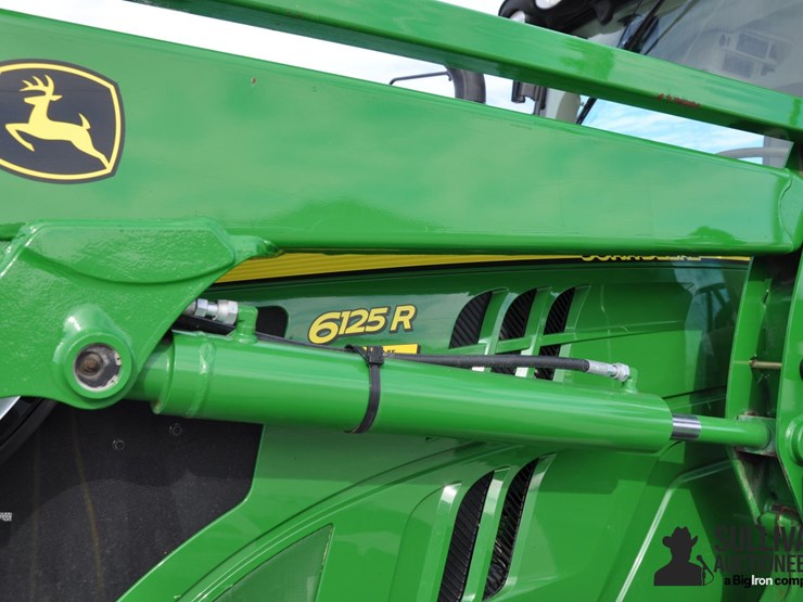 john-deere-6125r-image-17