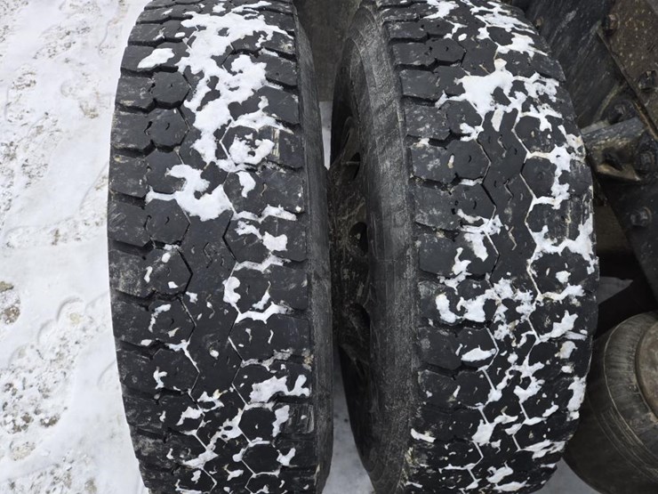 2017-peterbilt-579-image-93