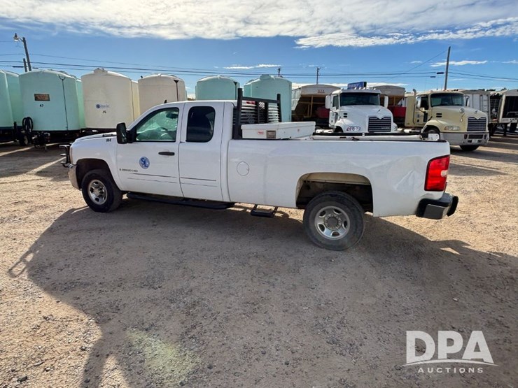 chevrolet-2500hd-image-10