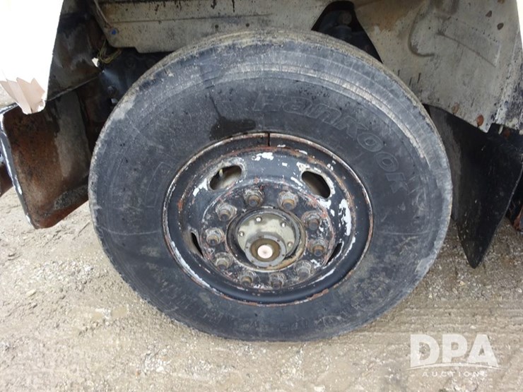 mack-r686st-image-41