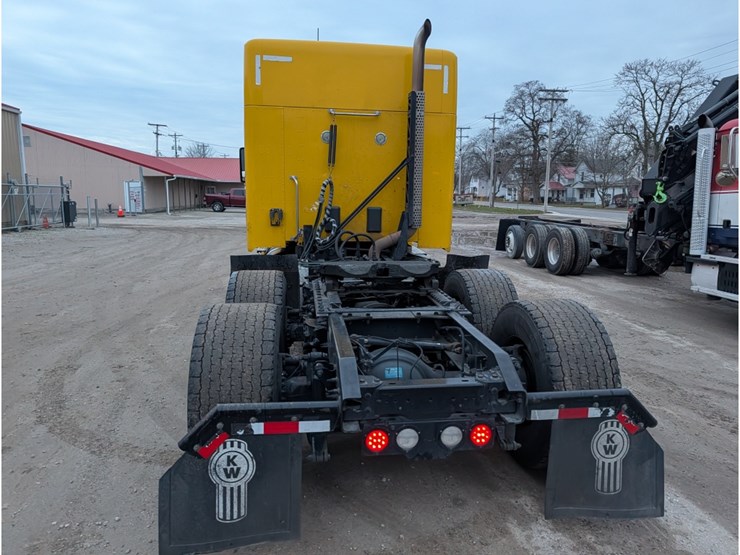 kenworth-t680-image-10