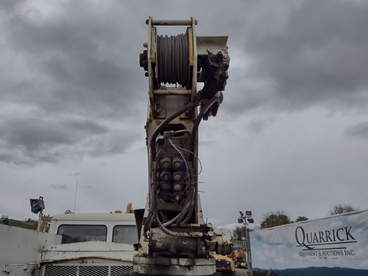 freightliner-fl70-image-23