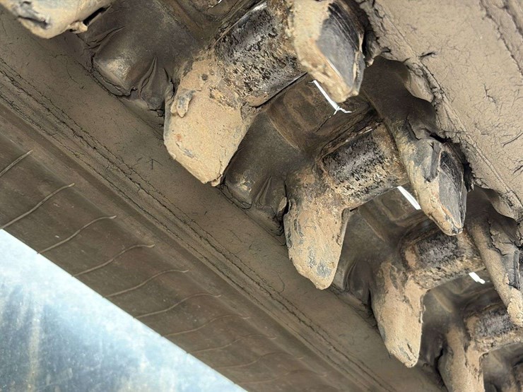 2021-case-dl550-image-25