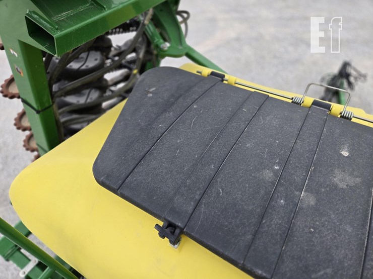 john-deere-1990ccs-image-34