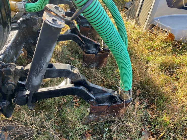 #1300-•-ag-gator-2004-injector-applicator-(colfax,-wi)-image-63