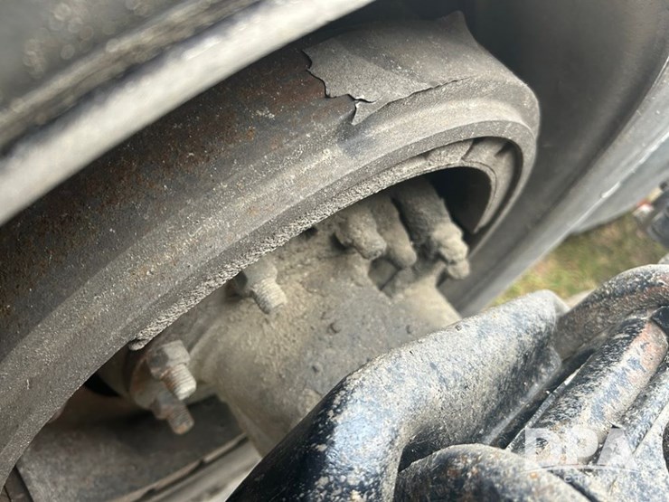 1999-peterbilt-379-image-22