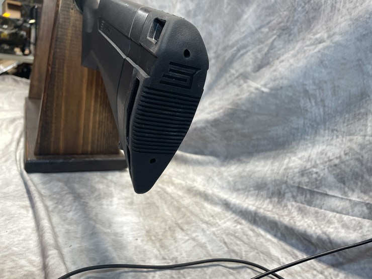 #2363-•-savage-arms-axis-6.5-creedmoor-bolt-action-rifle-,-sn:-p579876-image-13