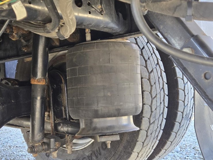 2022-international-mv607-image-34