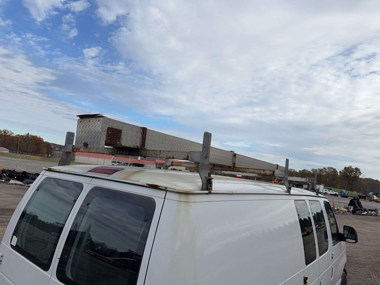 2005-ford-econovan-image-28