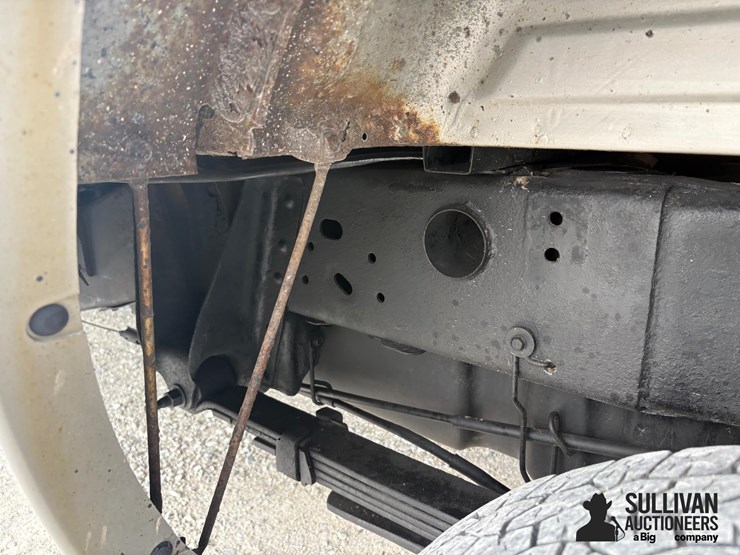 gmc-sierra-2500-image-16