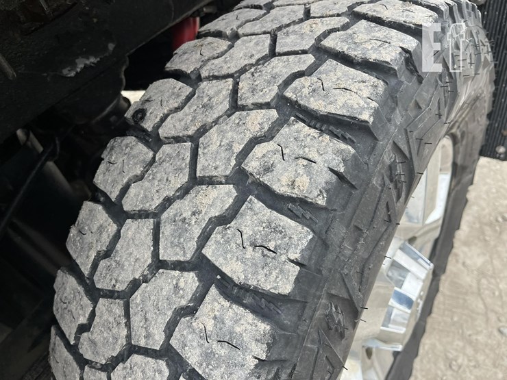 chevrolet-silverado-2500hd-lt-image-8