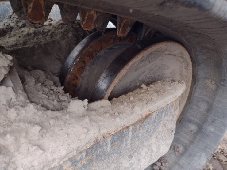 bobcat-t650-image-35