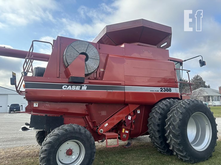 case-ih-2388-image-6