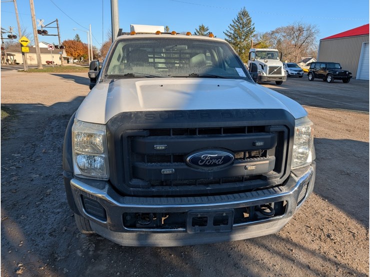ford-f550-image-2