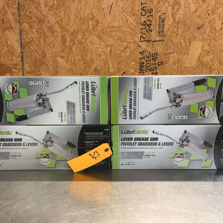 (4) New Lever Type Grease Guns