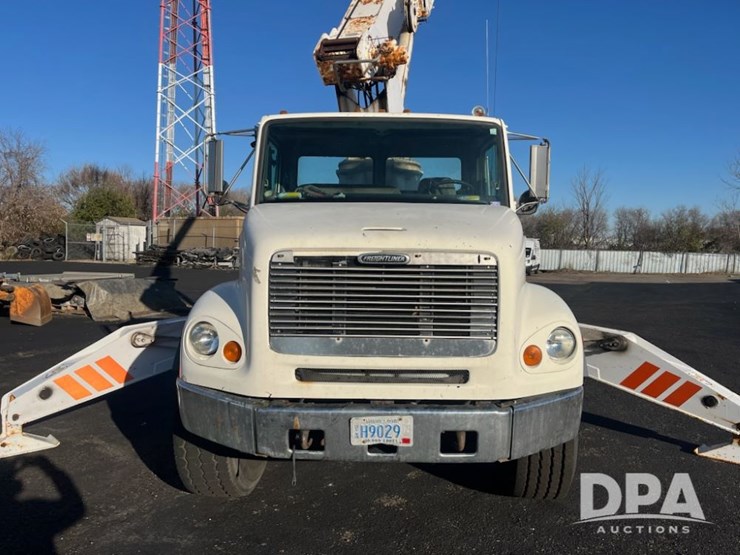 freightliner-fl112-image-2