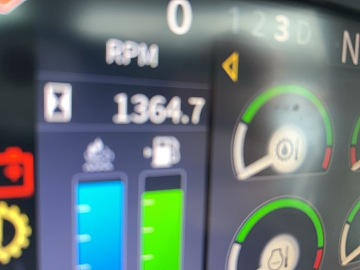 2021-deere-624p-image-19