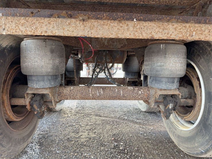 2005-great-dane-48-image-9