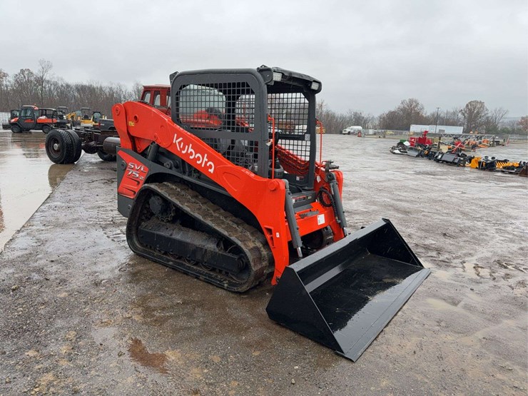 2015-kubota-svl75-2-image-2