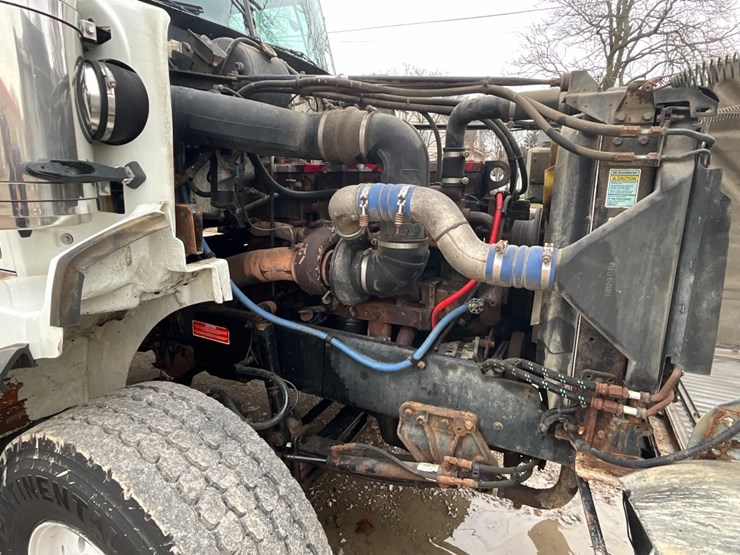 2015-western-star-4900sa-image-20