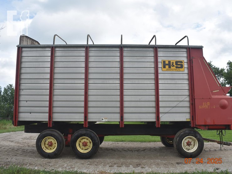 h-&-s-super-7+4-image-1