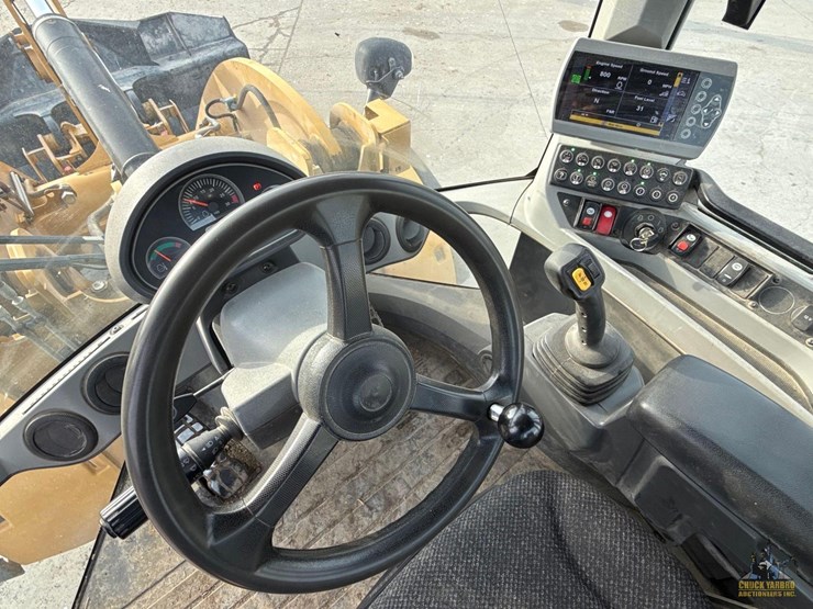 2014-caterpillar-924k-image-14