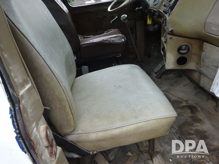 mack-r686st-image-80