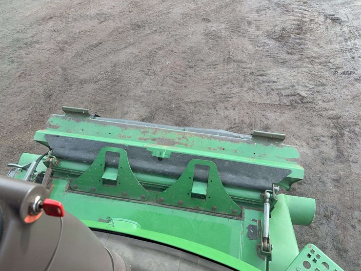 2013-john-deere-s670-image-101