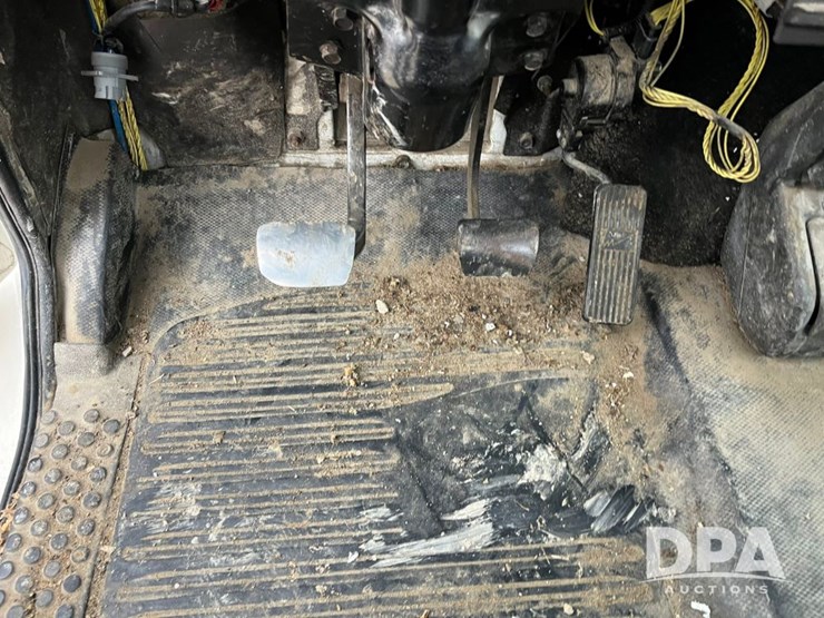 freightliner-fl80-image-42