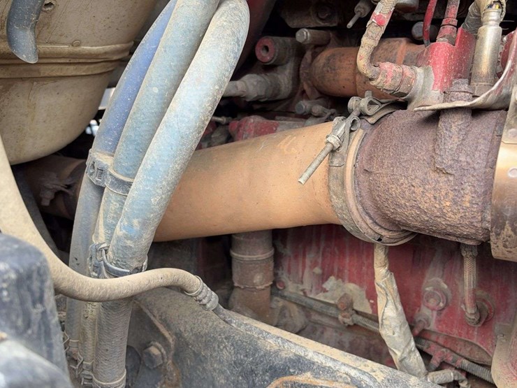 2017-kenworth-t880-image-37