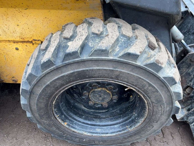 2002-new-holland-ls150-image-7