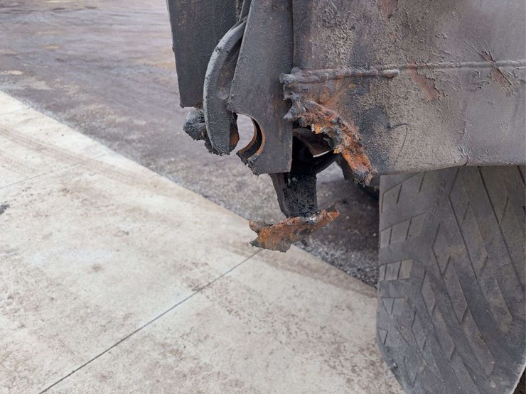 1996-international-5000-image-29